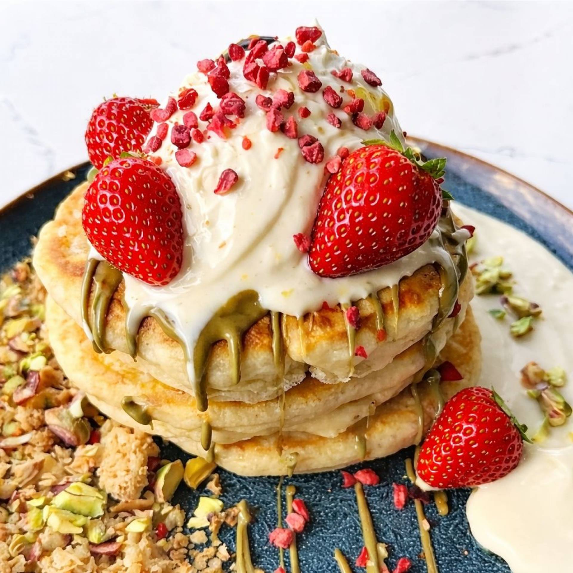 Pistachio, White Chocolate & Strawberry Protein Pancakes
